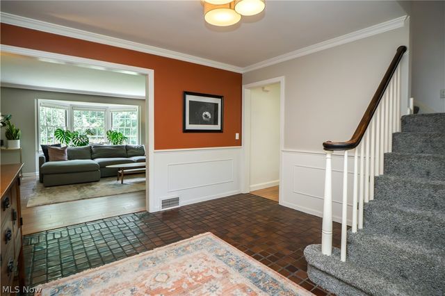 2810 Brentwood Close Street NW, Canton, OH 44708
