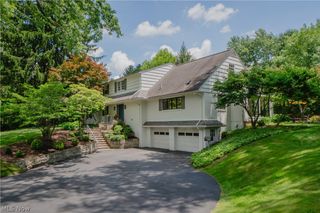 2810 Brentwood Close Street NW, Canton, OH 44708