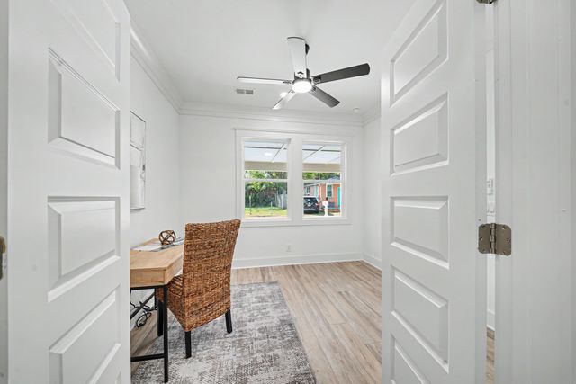 2014 Comstock Avenue, North Charleston, SC 29405