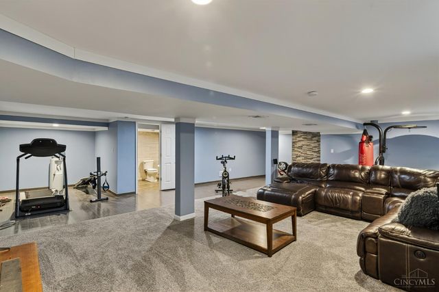 113 Marian Lane, Terrace Park, OH 45174