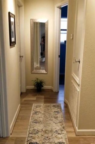 707 Hildred Avenue, Conroe, TX 77303