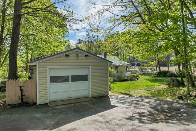 109 Barden Hill Road, Hillsborough, NH 03244