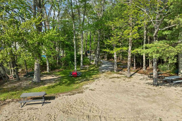 109 Barden Hill Road, Hillsborough, NH 03244