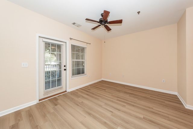 1516 Telfair Way, Charleston, SC 29412