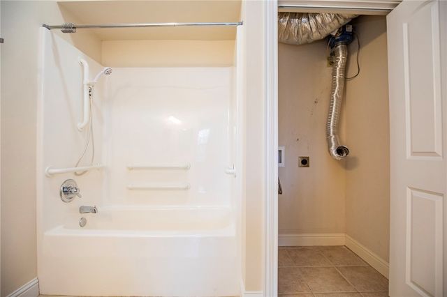 1 Highlands Crossing Drive 119, Bella Vista, AR 72715