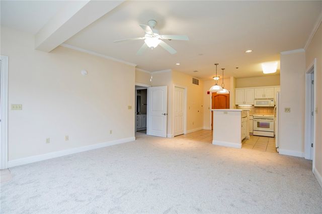 1 Highlands Crossing Drive 119, Bella Vista, AR 72715