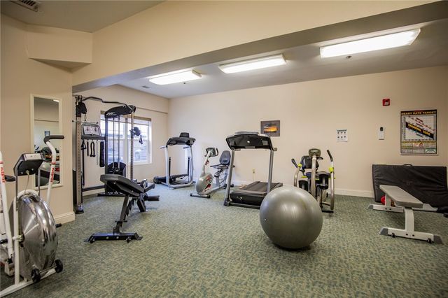 1 Highlands Crossing Drive 119, Bella Vista, AR 72715