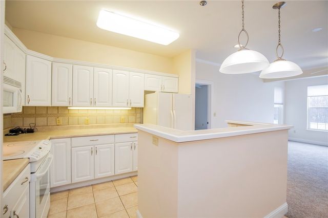 1 Highlands Crossing Drive 119, Bella Vista, AR 72715