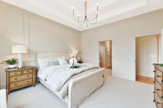 3710 N Crest Cir, Wichita, KS 67226