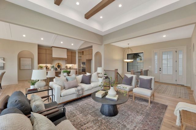 3710 N Crest Cir, Wichita, KS 67226