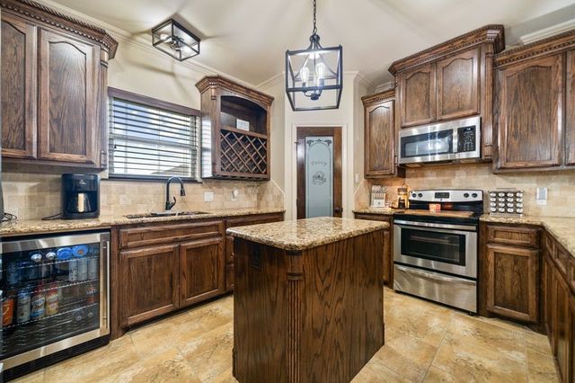 3110 Cowboys Ct, Corpus Christi, TX 78410