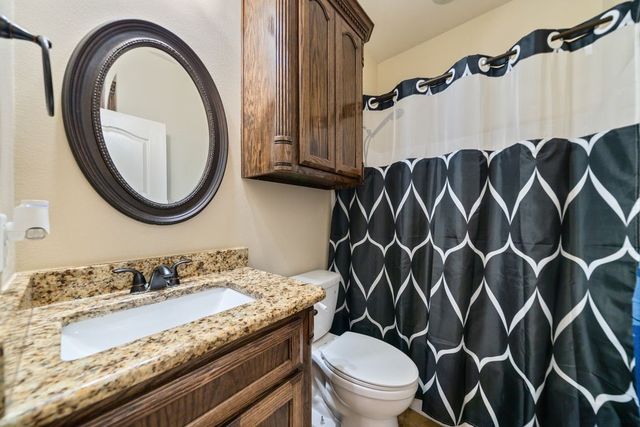 3110 Cowboys Ct, Corpus Christi, TX 78410