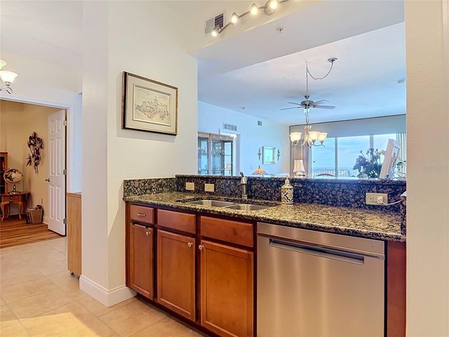 2801 S RIDGEWOOD AVENUE 1111, South Daytona, FL 32119