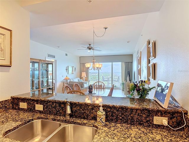 2801 S RIDGEWOOD AVENUE 1111, South Daytona, FL 32119