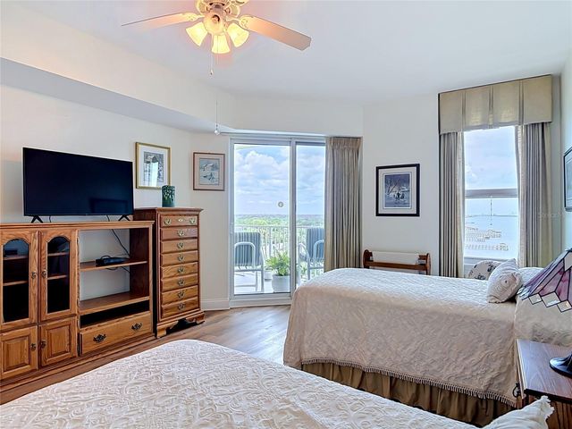 2801 S RIDGEWOOD AVENUE 1111, South Daytona, FL 32119