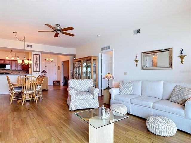 2801 S RIDGEWOOD AVENUE 1111, South Daytona, FL 32119