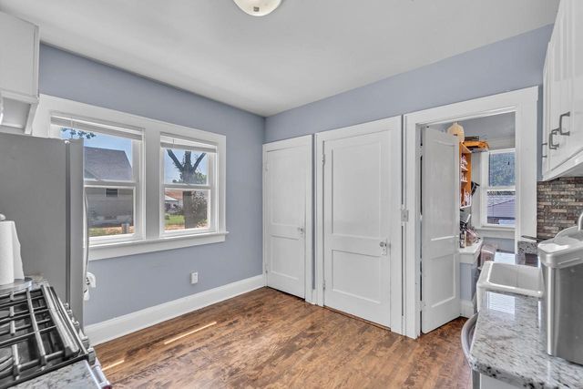 1983 S 76th STREET, West Allis, WI 53219