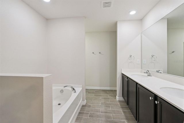 1378 BRENWAY DRIVE, Mascotte, FL 34753