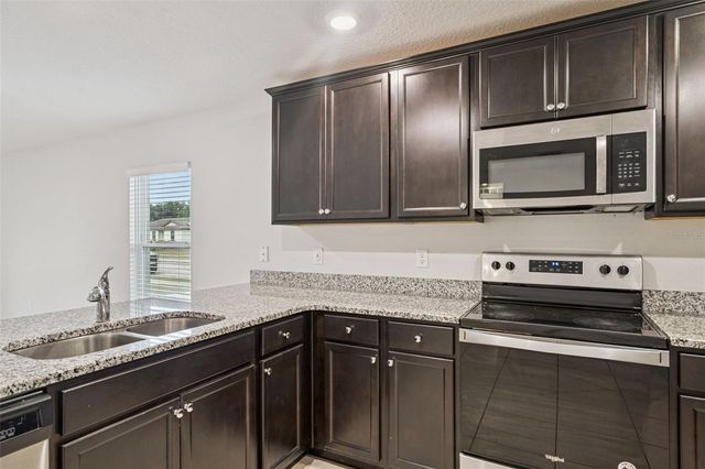 1378 BRENWAY DRIVE, Mascotte, FL 34753