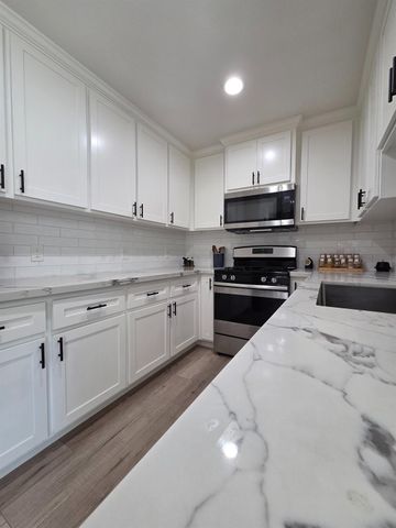 5171 49th St, Sacramento, CA 95820