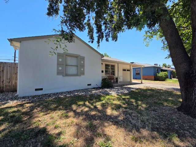 5171 49th St, Sacramento, CA 95820