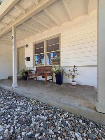 5171 49th St, Sacramento, CA 95820