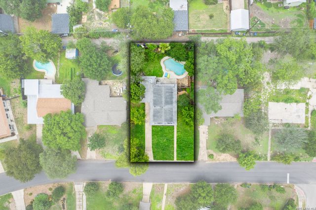 327 Bryn Mawr Dr, San Antonio, TX 78209