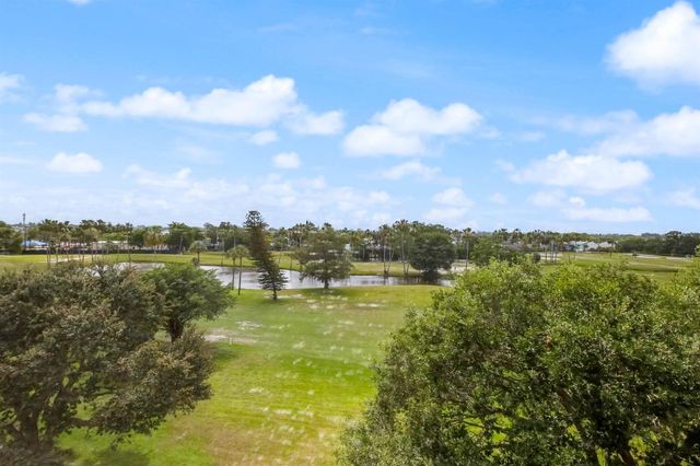 3951 Via Poinciana 511, Lake Worth, FL 33467