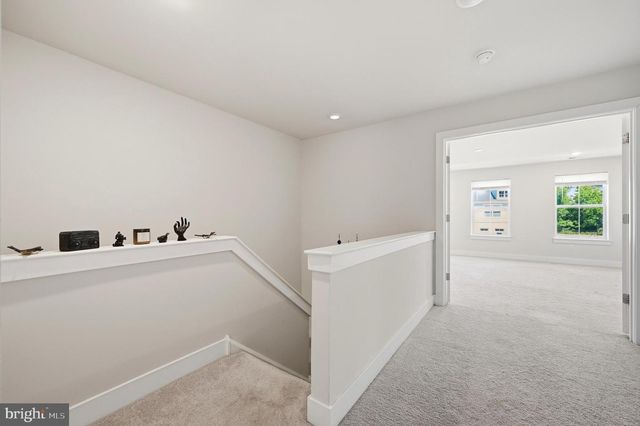 933 ANVIL CT, Phoenixville, PA 19460