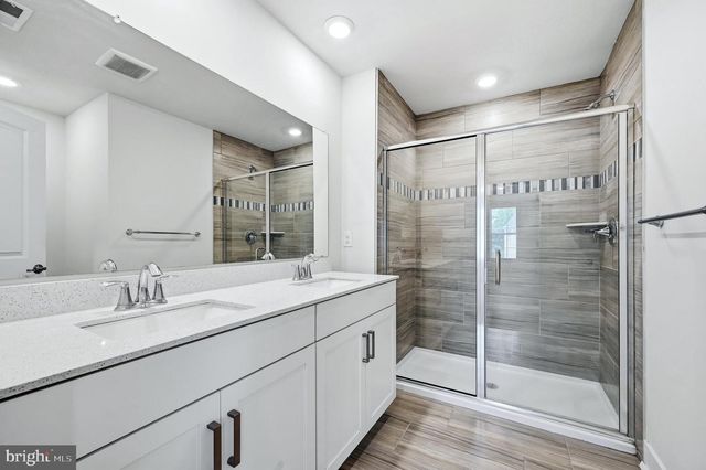 933 ANVIL CT, Phoenixville, PA 19460