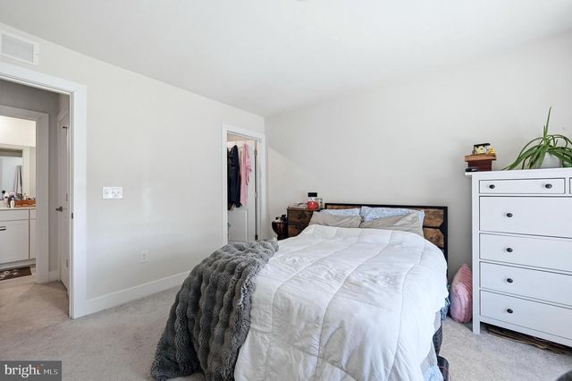 933 ANVIL CT, Phoenixville, PA 19460