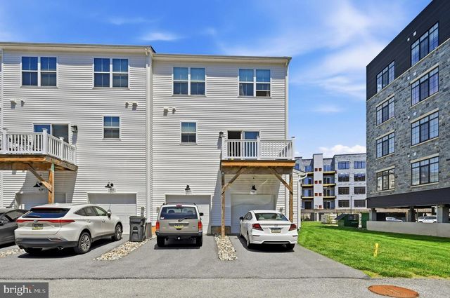 933 ANVIL CT, Phoenixville, PA 19460