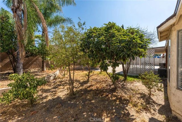 1028 W Woodcrest, Bloomington, CA 92316