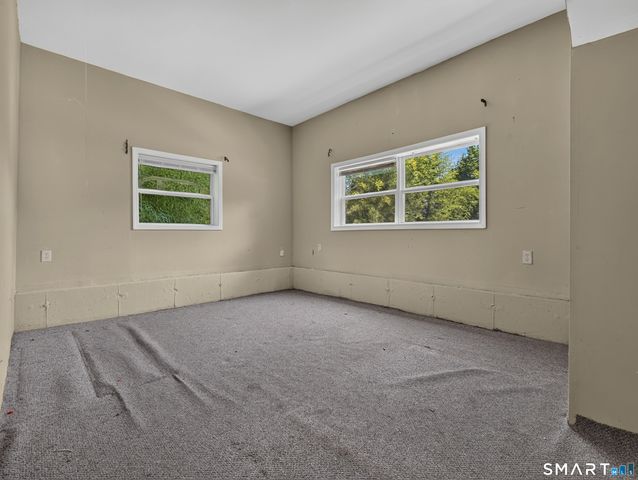 229 Palmer St Extension, Norwich, CT 06360