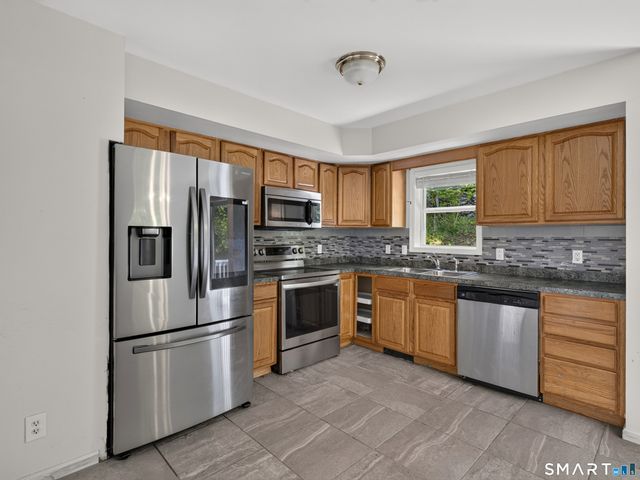 229 Palmer St Extension, Norwich, CT 06360