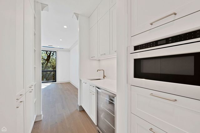 1646 N Orchard Street 2, Chicago, IL 60614