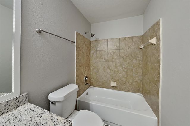 6431 Hardwood Dale Way Drive, Humble, TX 77338