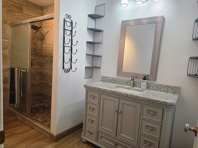 6900 Seminole Road NE, Albuquerque, NM 87110