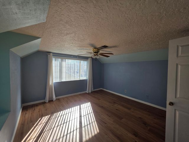 6900 Seminole Road NE, Albuquerque, NM 87110