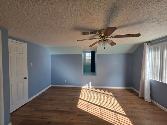 6900 Seminole Road NE, Albuquerque, NM 87110