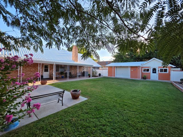 6900 Seminole Road NE, Albuquerque, NM 87110