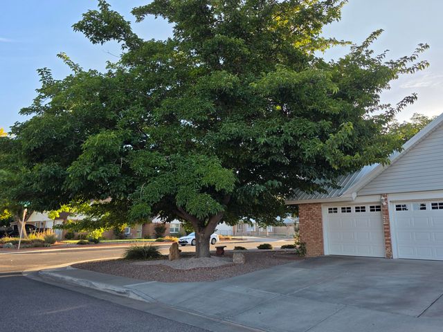 6900 Seminole Road NE, Albuquerque, NM 87110