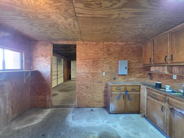6900 Seminole Road NE, Albuquerque, NM 87110