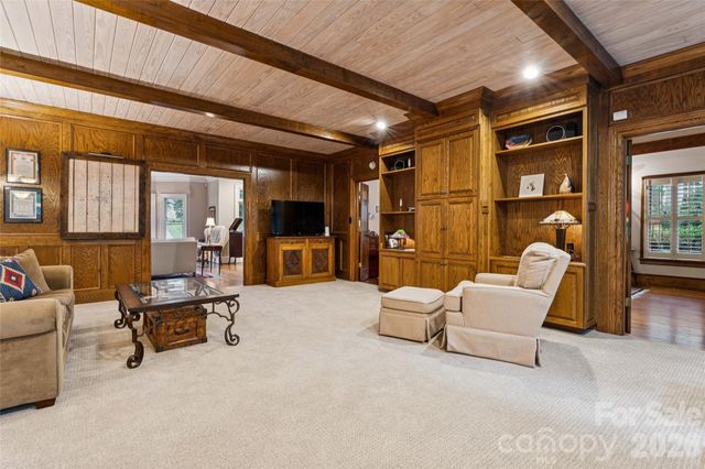5121 Chillmark Road, Charlotte, NC 28226