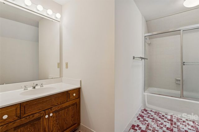 5121 Chillmark Road, Charlotte, NC 28226