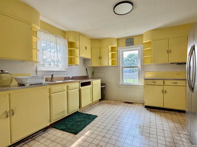 1709 W Euclid Avenue, Marion, IN 46952