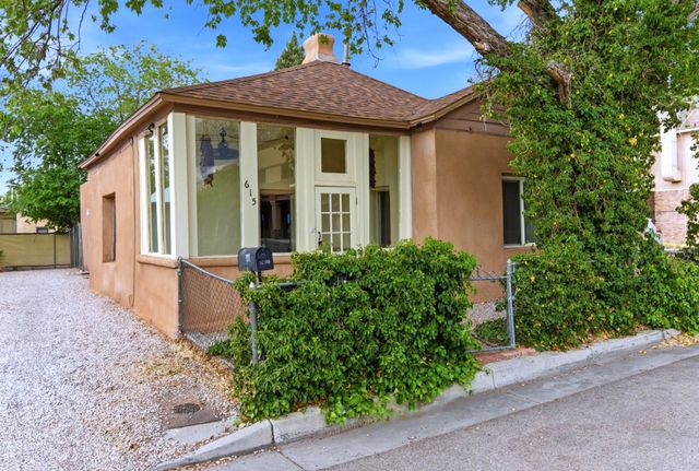 615 Keleher Avenue NW, Albuquerque, NM 87102
