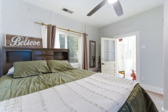 615 Keleher Avenue NW, Albuquerque, NM 87102