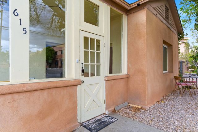 615 Keleher Avenue NW, Albuquerque, NM 87102