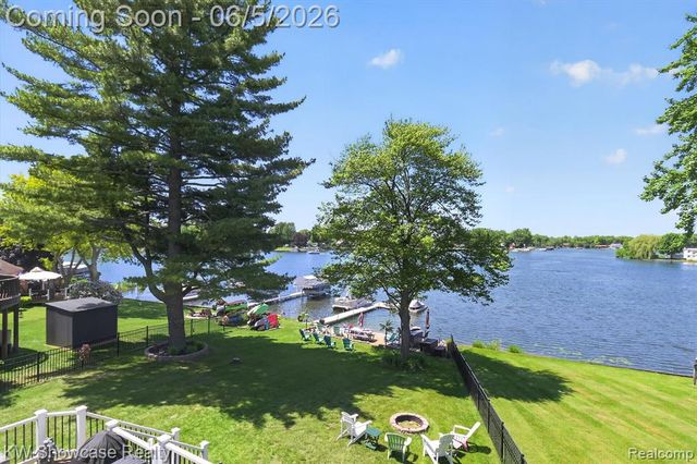 3415 Highland Boulevard, Highland, MI 48356